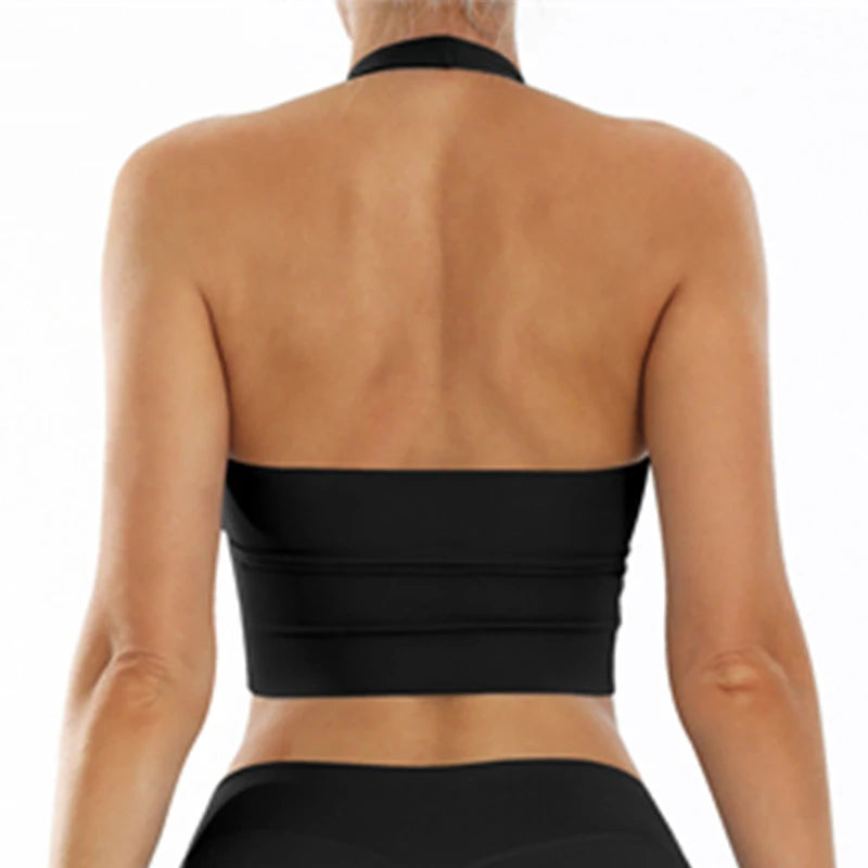 the versatile sports bra for morning run, demonstrating the moisture-wicking properties and comfortable fit