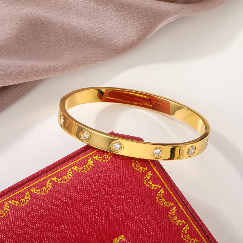 Cartier imitation  “LOVE” crystal bangle in gold stainless steel