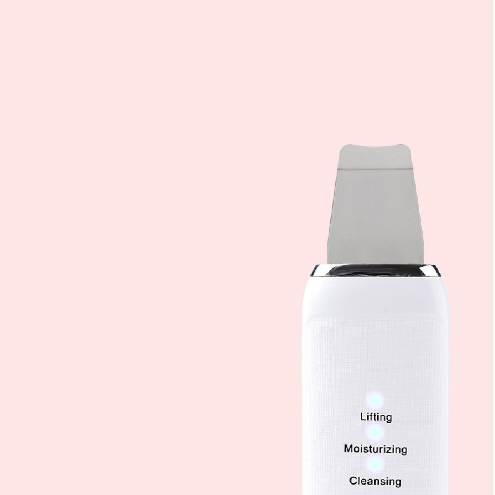 Compact ultrasonic skin cleansing tool