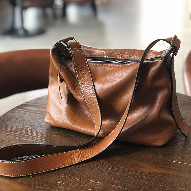 Large-Capacity Minimalist Genuine Leather Shoulder Crossbody Bag in Brown