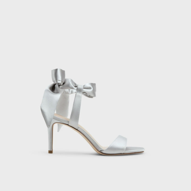 Bow-tie Strappy Satin Faux-leather Sandals in Silver