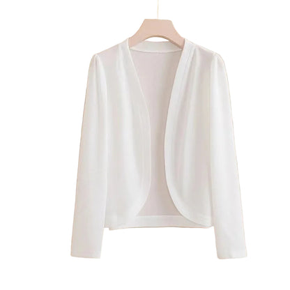 Women's solid colour slim fit short shawl cardigan in white lightweight polyester

