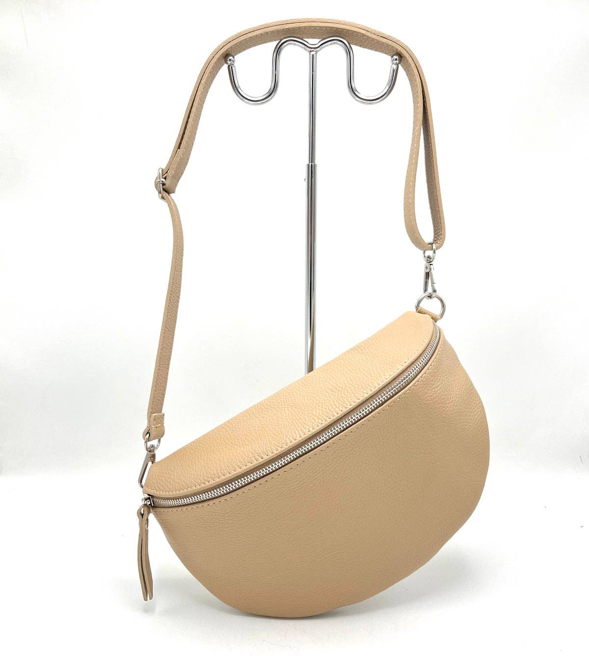 Handcrafted leather fanny pack with versatile wear

