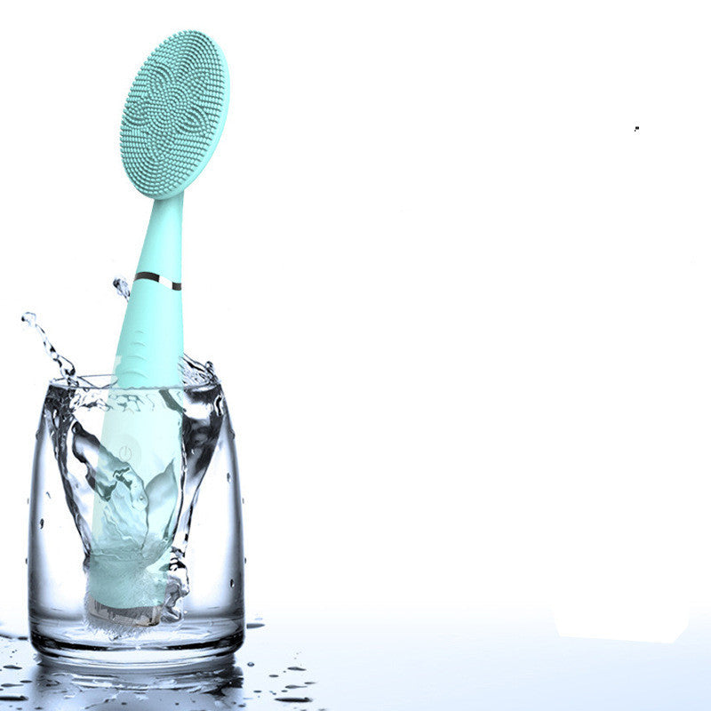 Silicone brush facial cleanser with adjustable speed settings