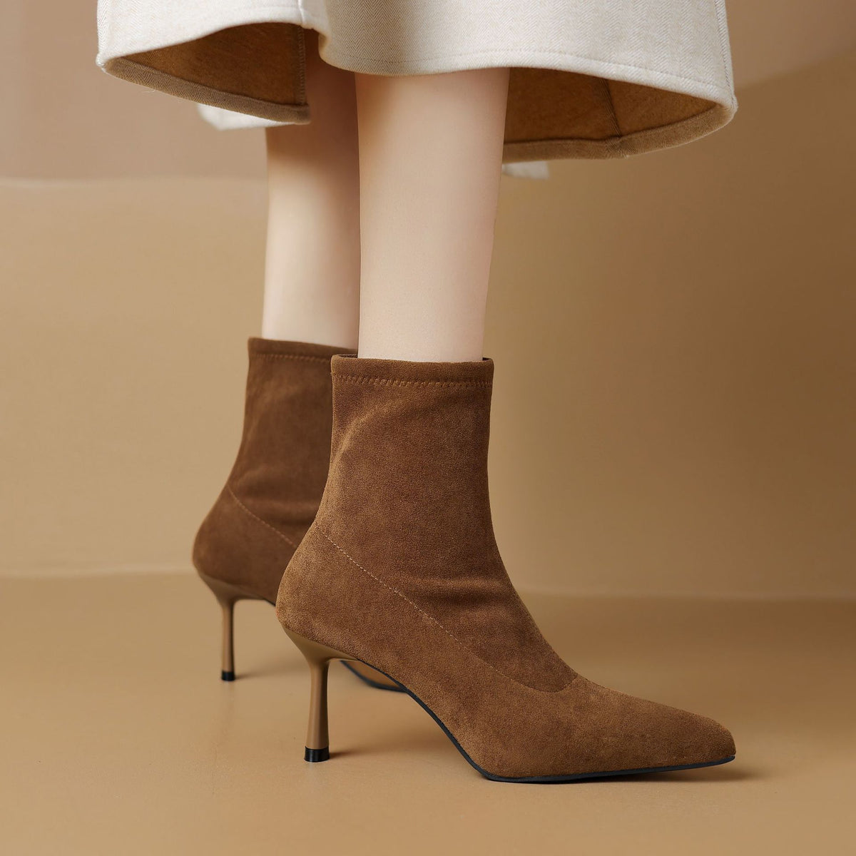 French-style Elegant Pointed-toe Suede High-heeled Stretch Slim-fit Boots in Camel Plus Velvet 7cm
