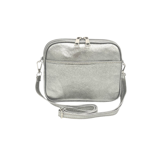 
Silver metallic handbag crafted in Italy from premium hide

