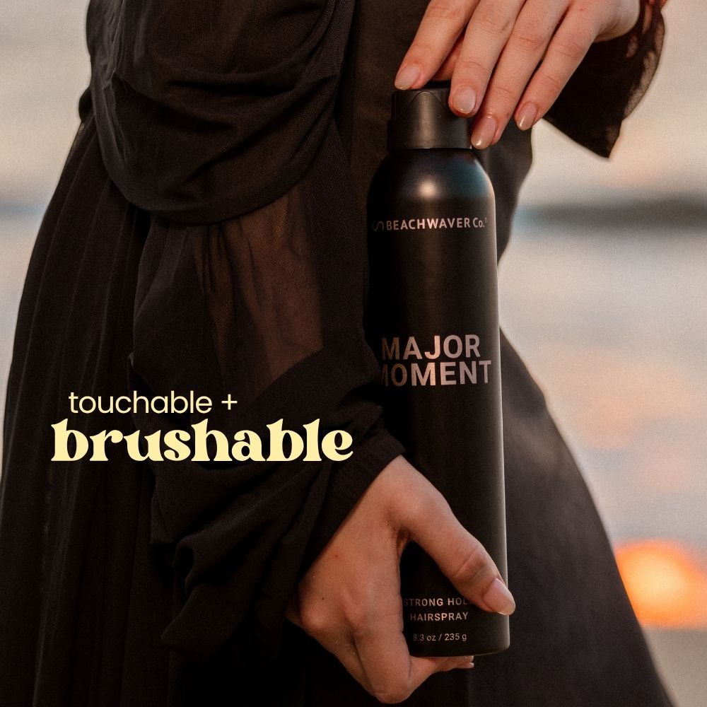 Beachwaver  black hairspray bottle with 'Major Moment' text 