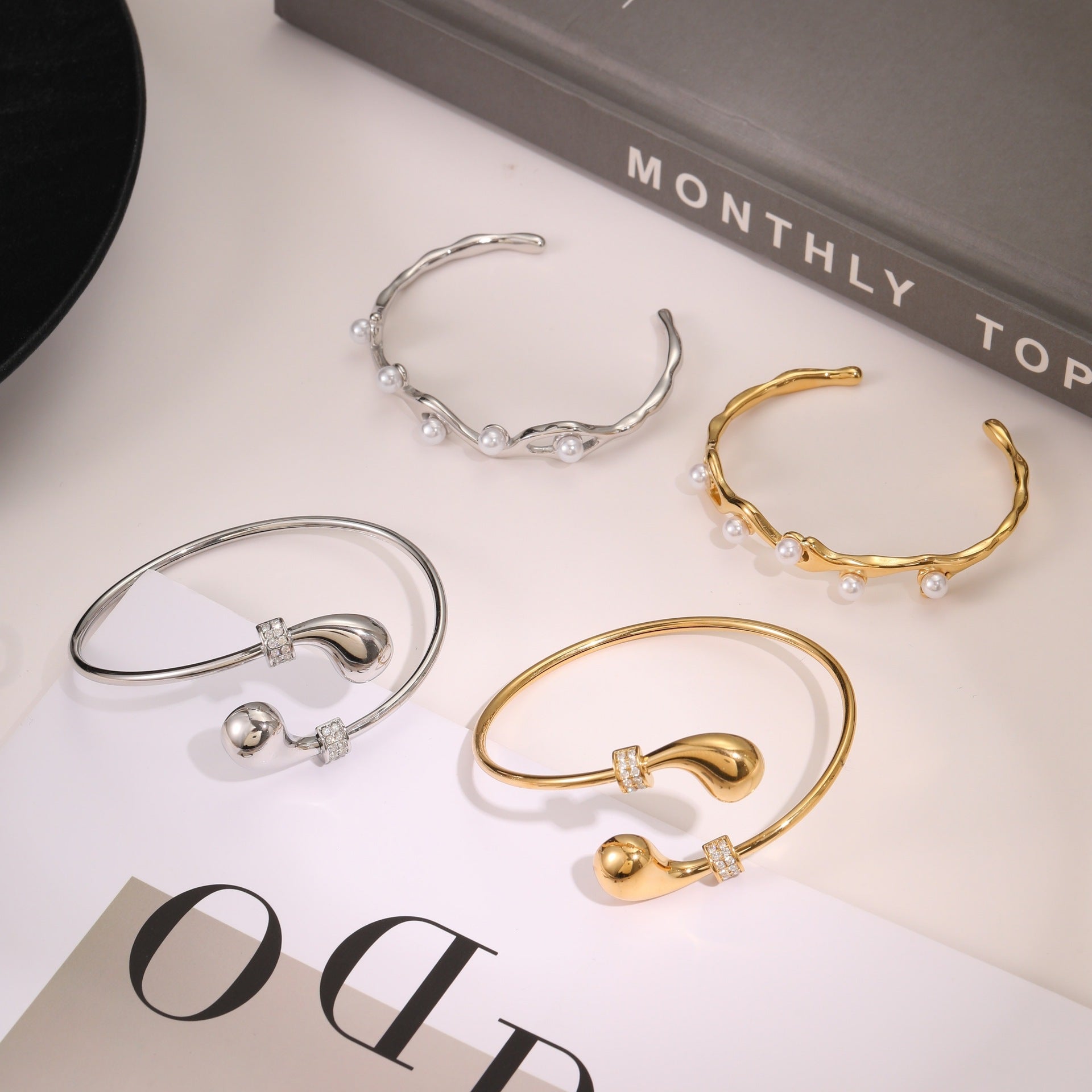 Elegant stainless steel opening cuff bracelets