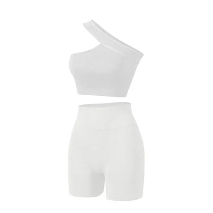 Ribbed seamless yoga set styled for gym and fitness
