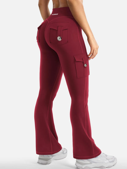Utility pocket with button closure on cargo flare leggings - close-up
