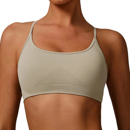 Women's workout bra with removable pads and crossback straps – lightweight activewear
