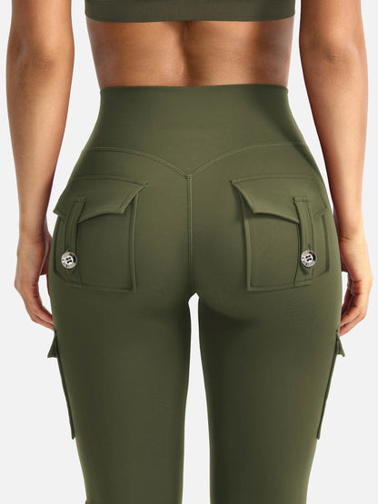 Flared leg opening on high waist cargo leggings - 