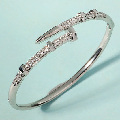 Silver bracelet with diamond accents 