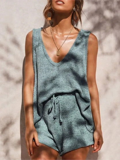 Women's knit coord set - back view
Drawstring shorts with relaxed waistband - close-up
