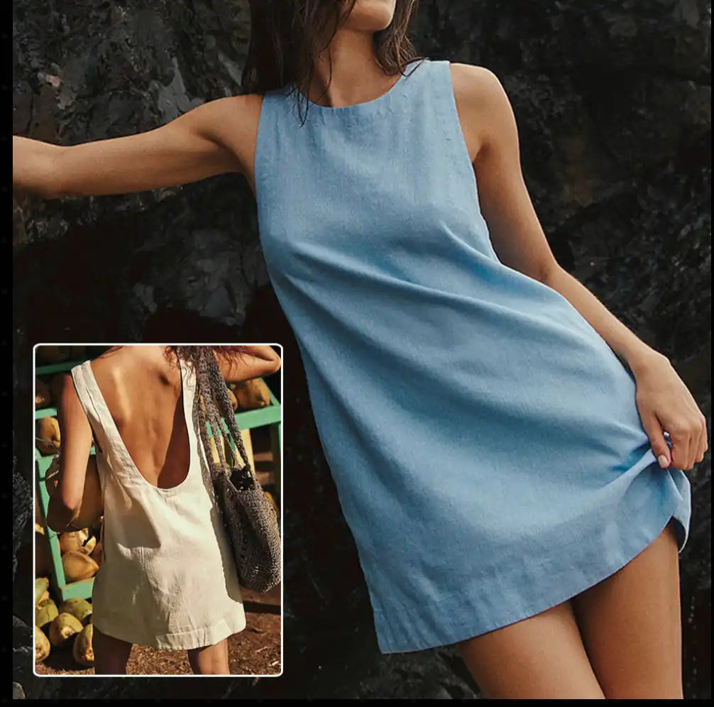 Woman wearing a blue mini dress in linen 