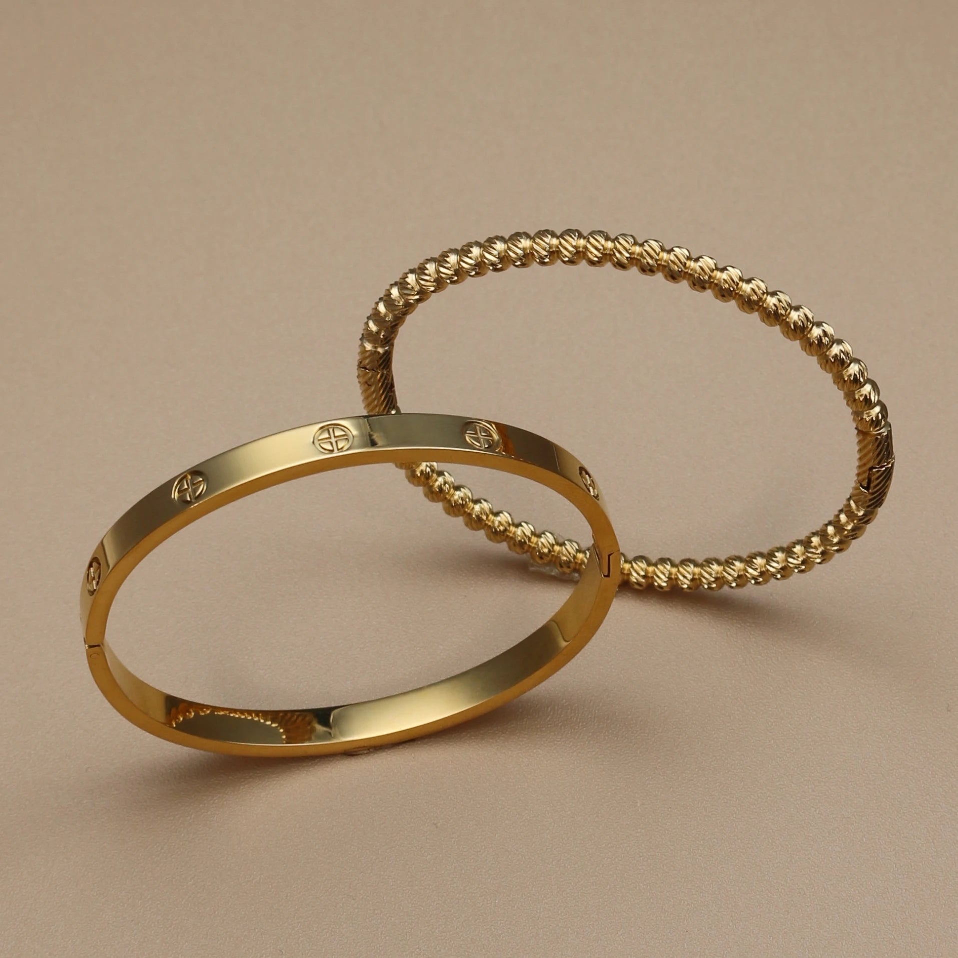 Smooth gold bangle with evenly spaced zircon stones – stainless steel waterproof bracelet
