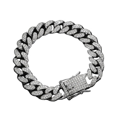 Cuban Silver chain bracelet with a clasp 
