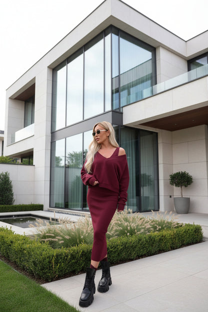 Sweatshirt and midi dress two-piece set in burgundy – front view showing V-neck pullover over sleeveless dress
