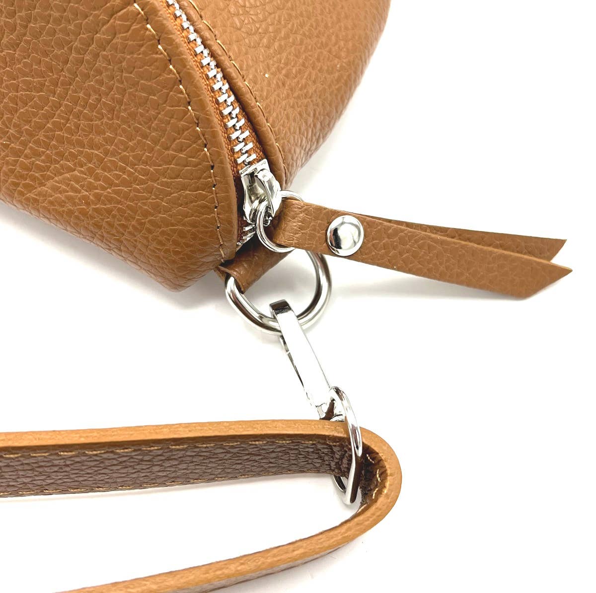 Luxury leather crossbody fanny pack

