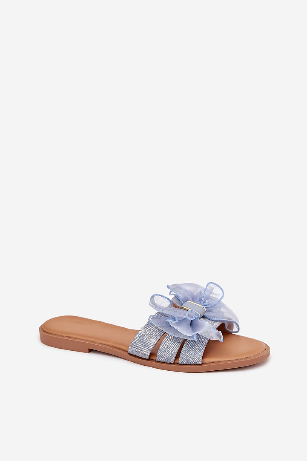 Flat sandal with a blue decorative bow 