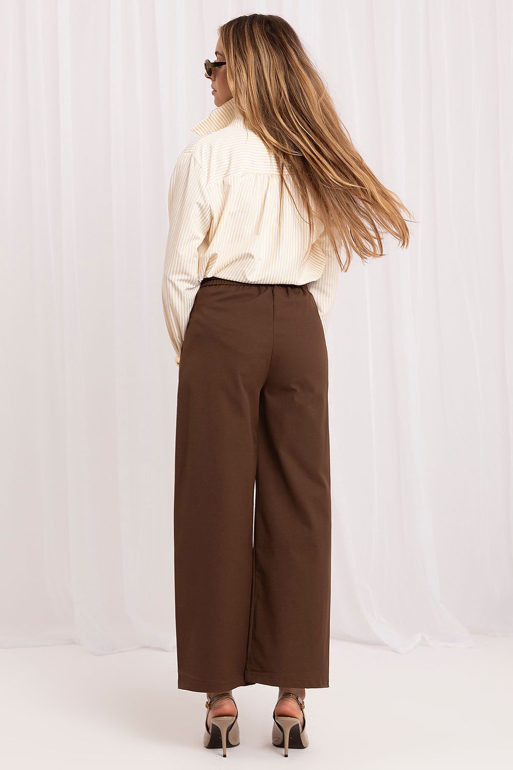 High-Waist Pleated Culottes with Belt – view 3
