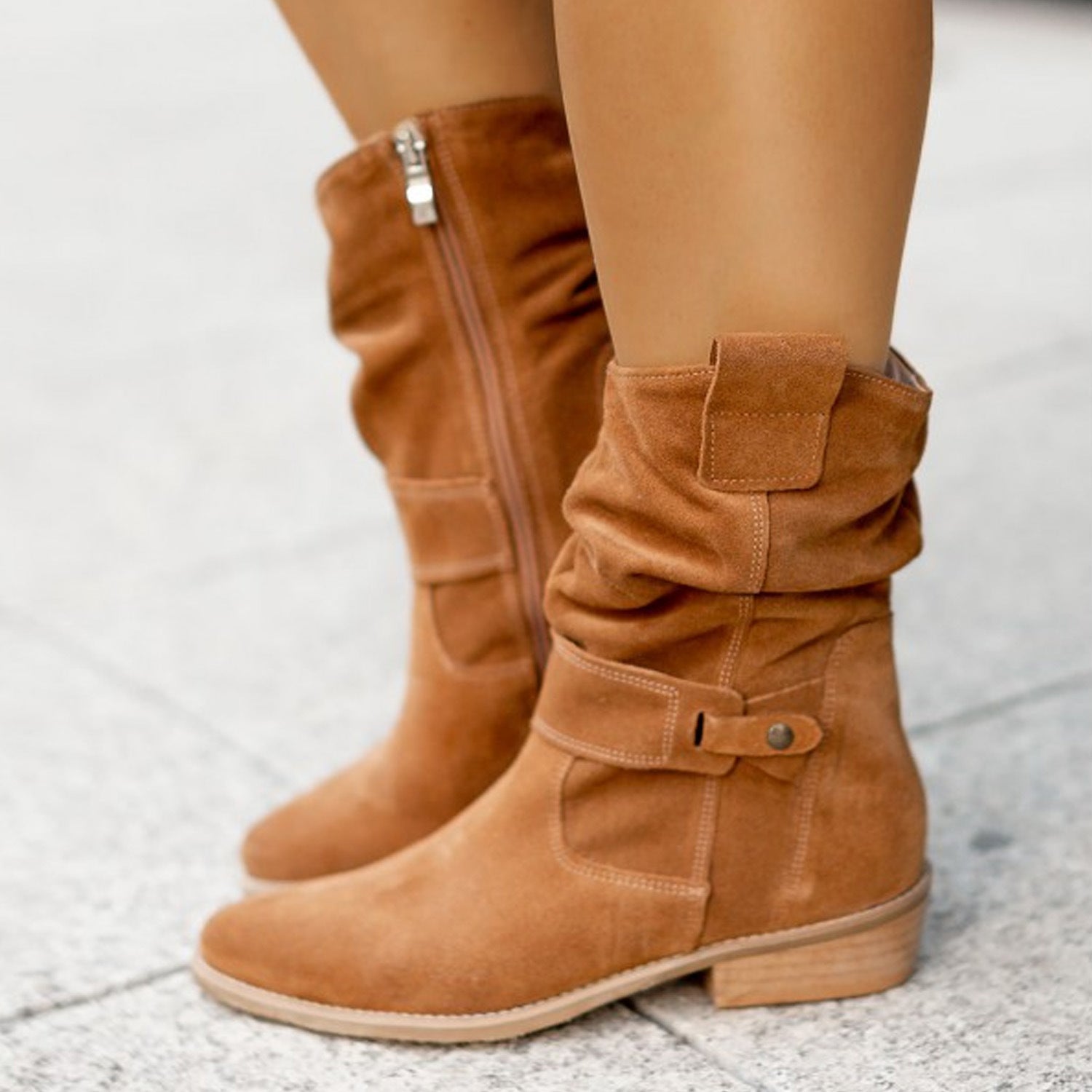 Square heel western boots in brown suede mid-calf length

