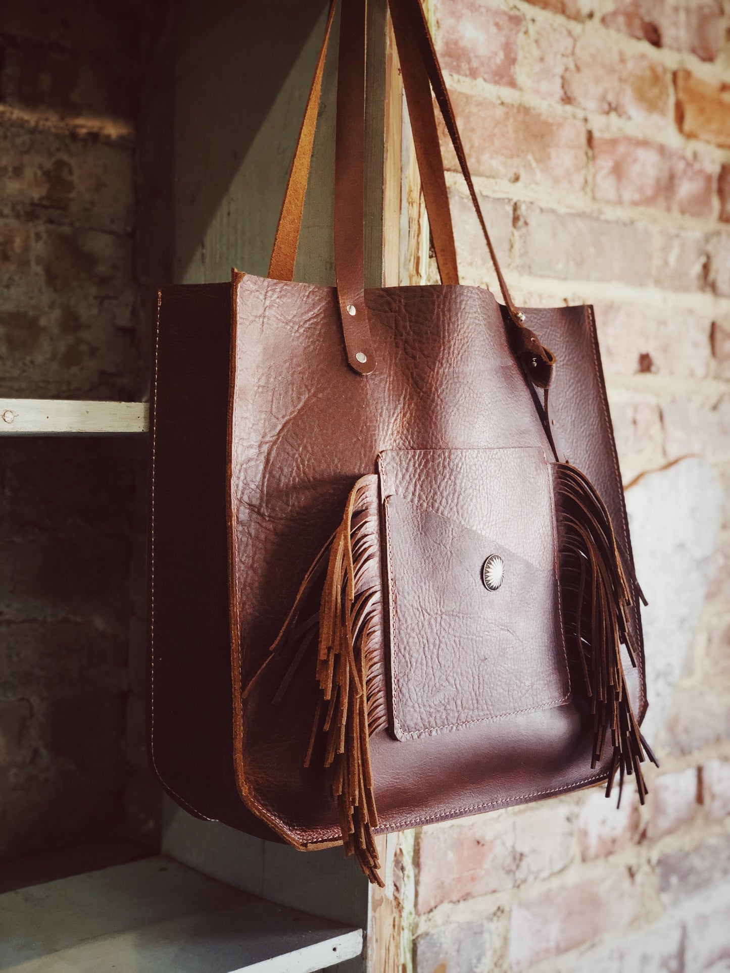 Wander Tote handbag image 2 from Uplift Luxe