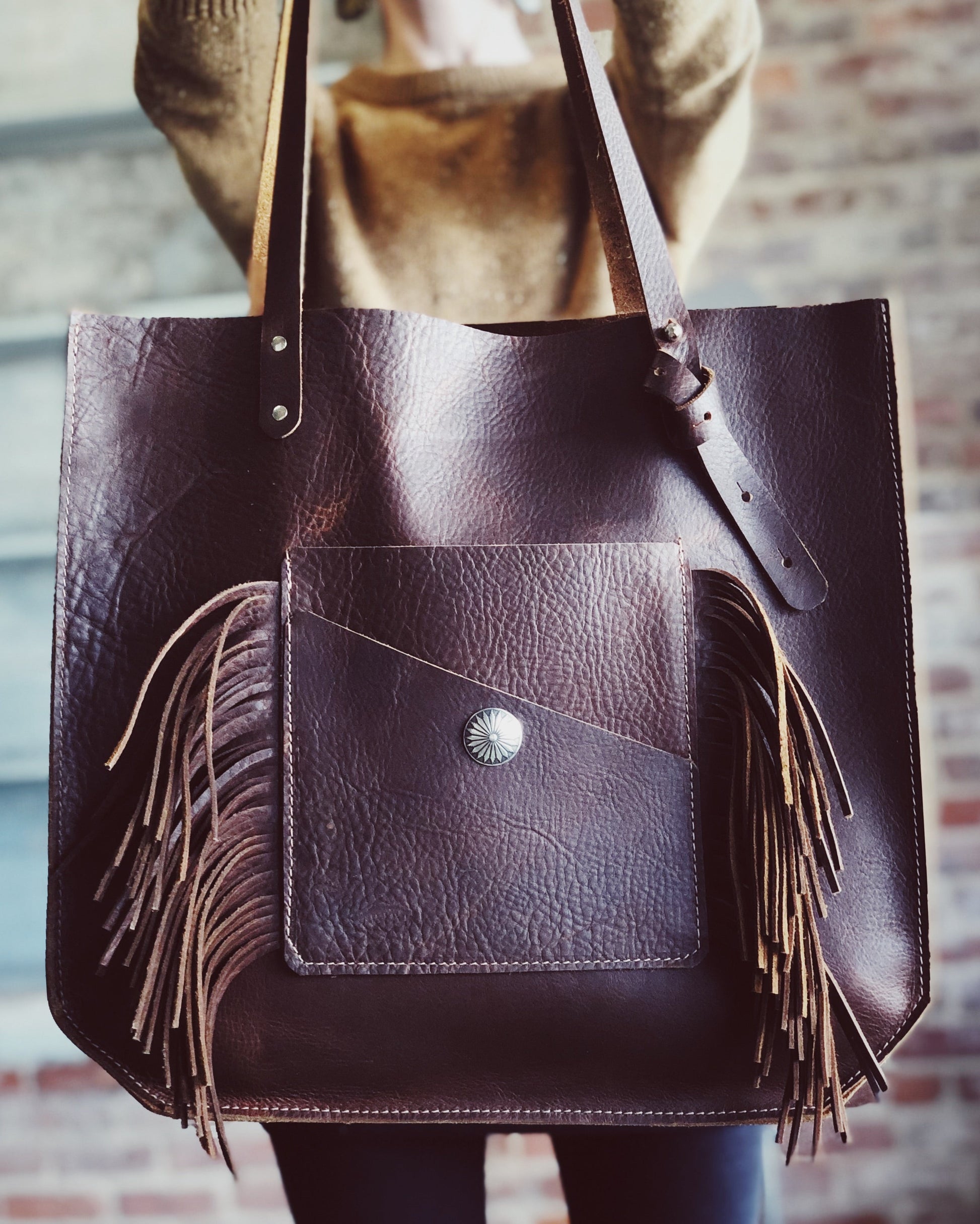 Wander Tote handbag image 11 from Uplift Luxe