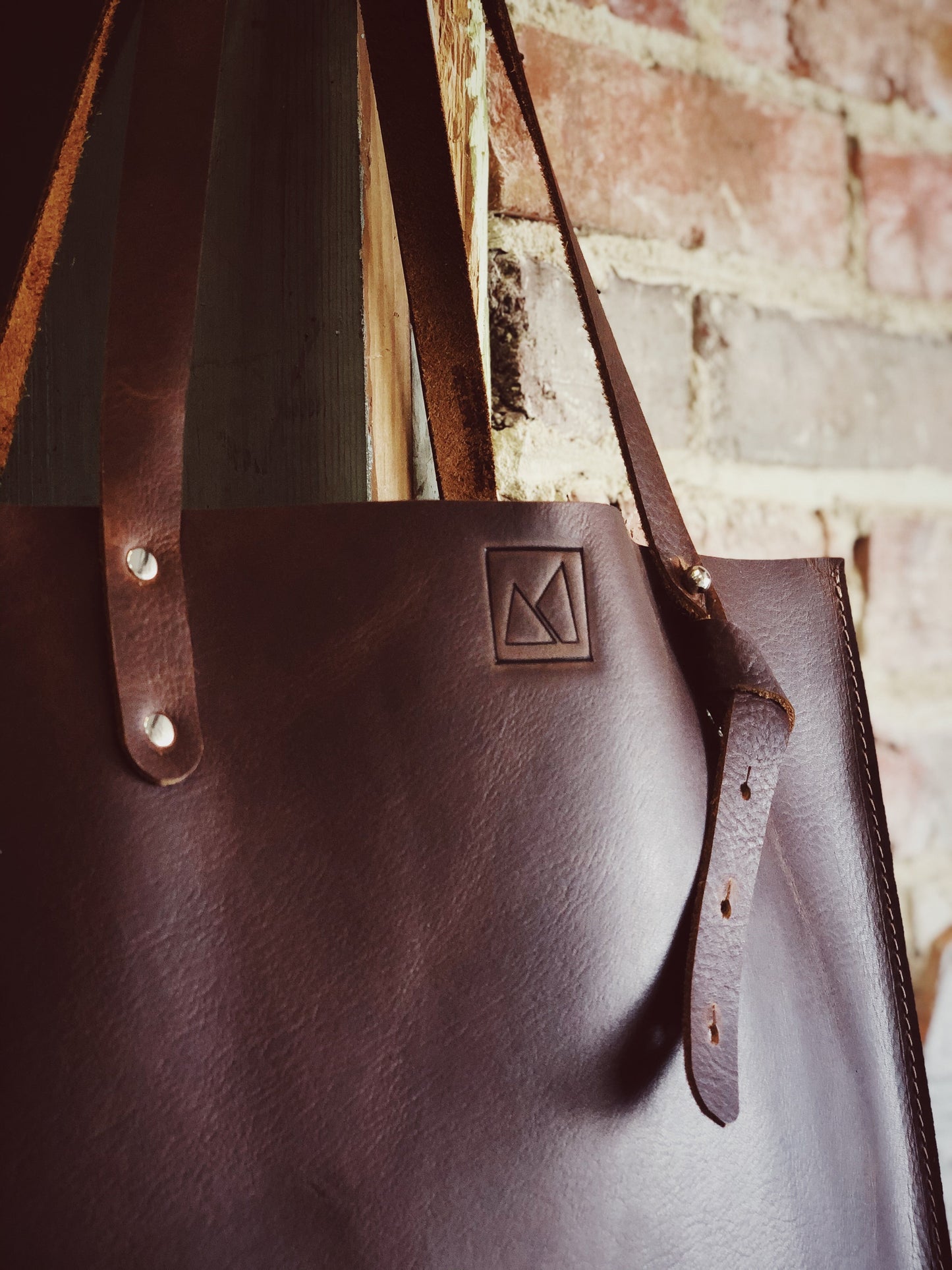 Wander Tote handbag image 3 from Uplift Luxe