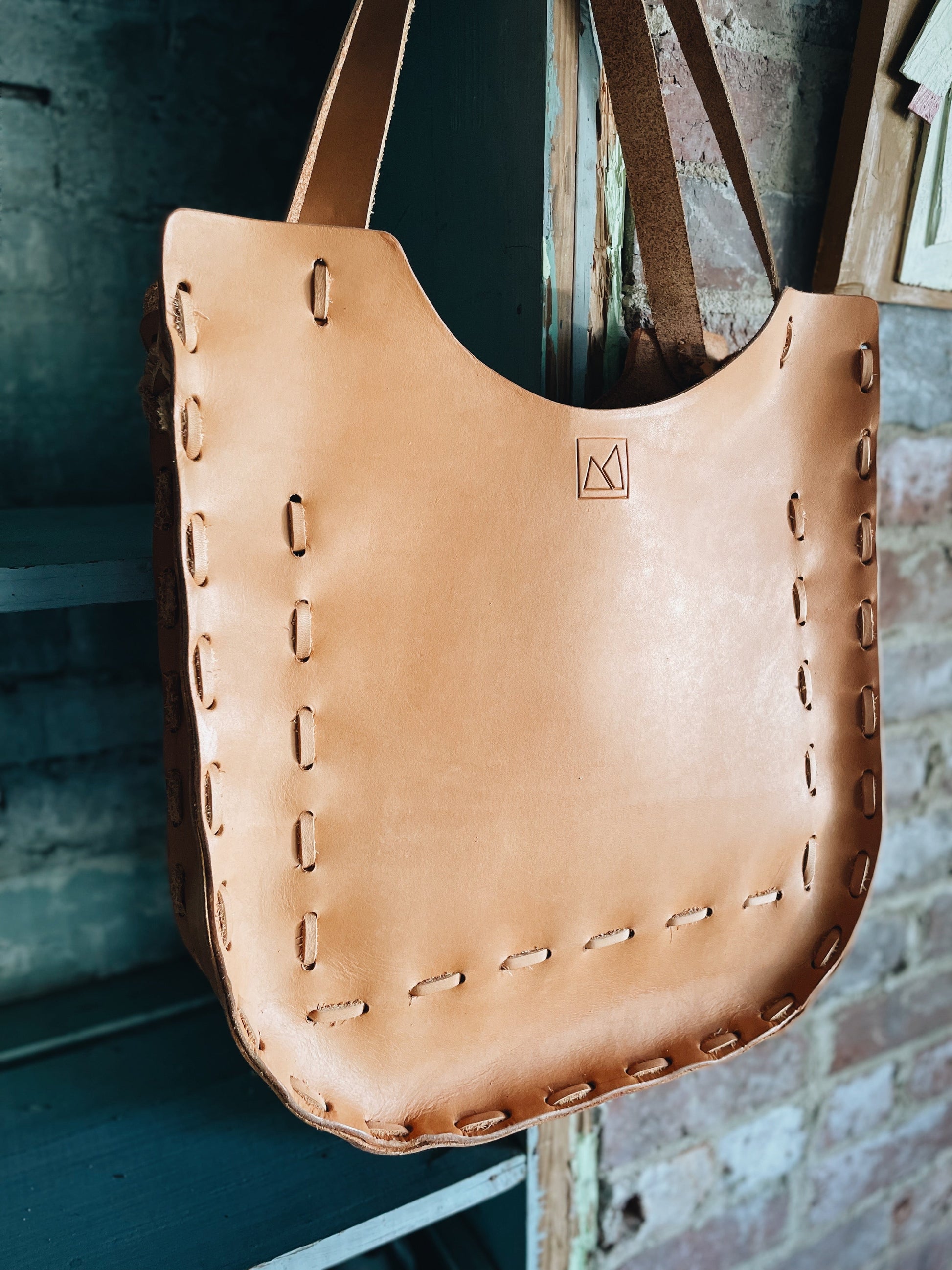 Heirloom Tote handbag image 2 from Uplift Luxe